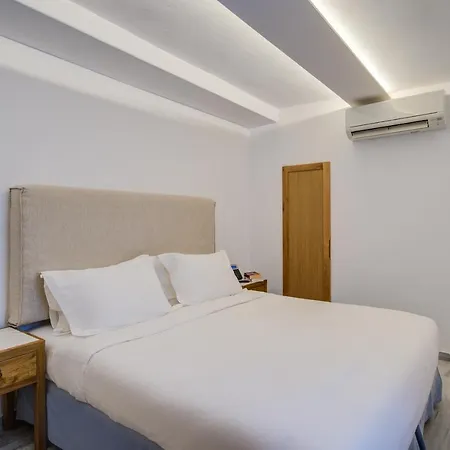 Madalena Hotel 3*